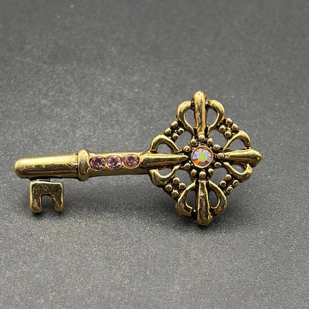 Ornate Key Gold Tone Rhinestones Made In Korea Lapel Hat Pin